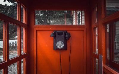 Telephone booth to US